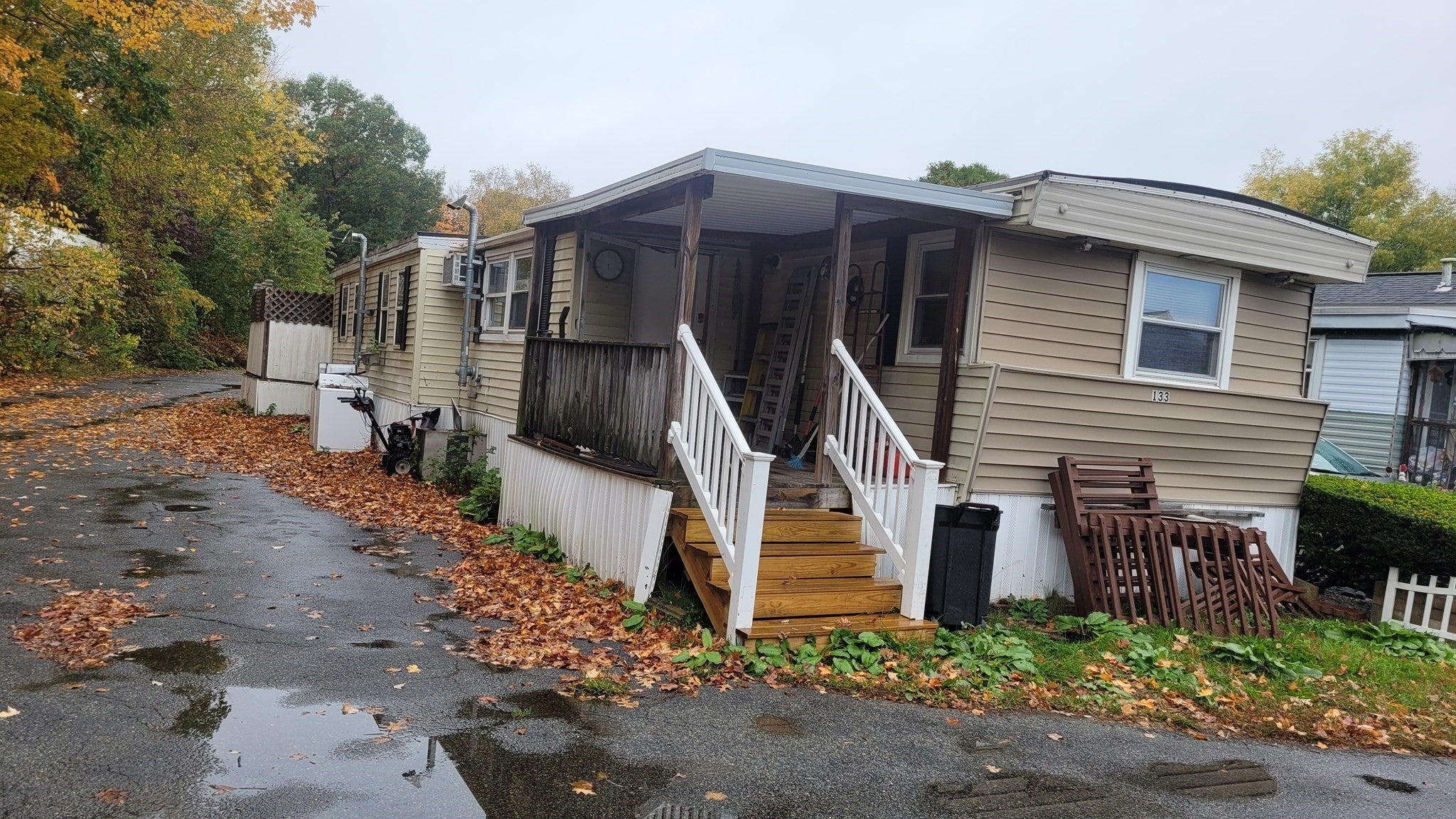 286 Newbury 133