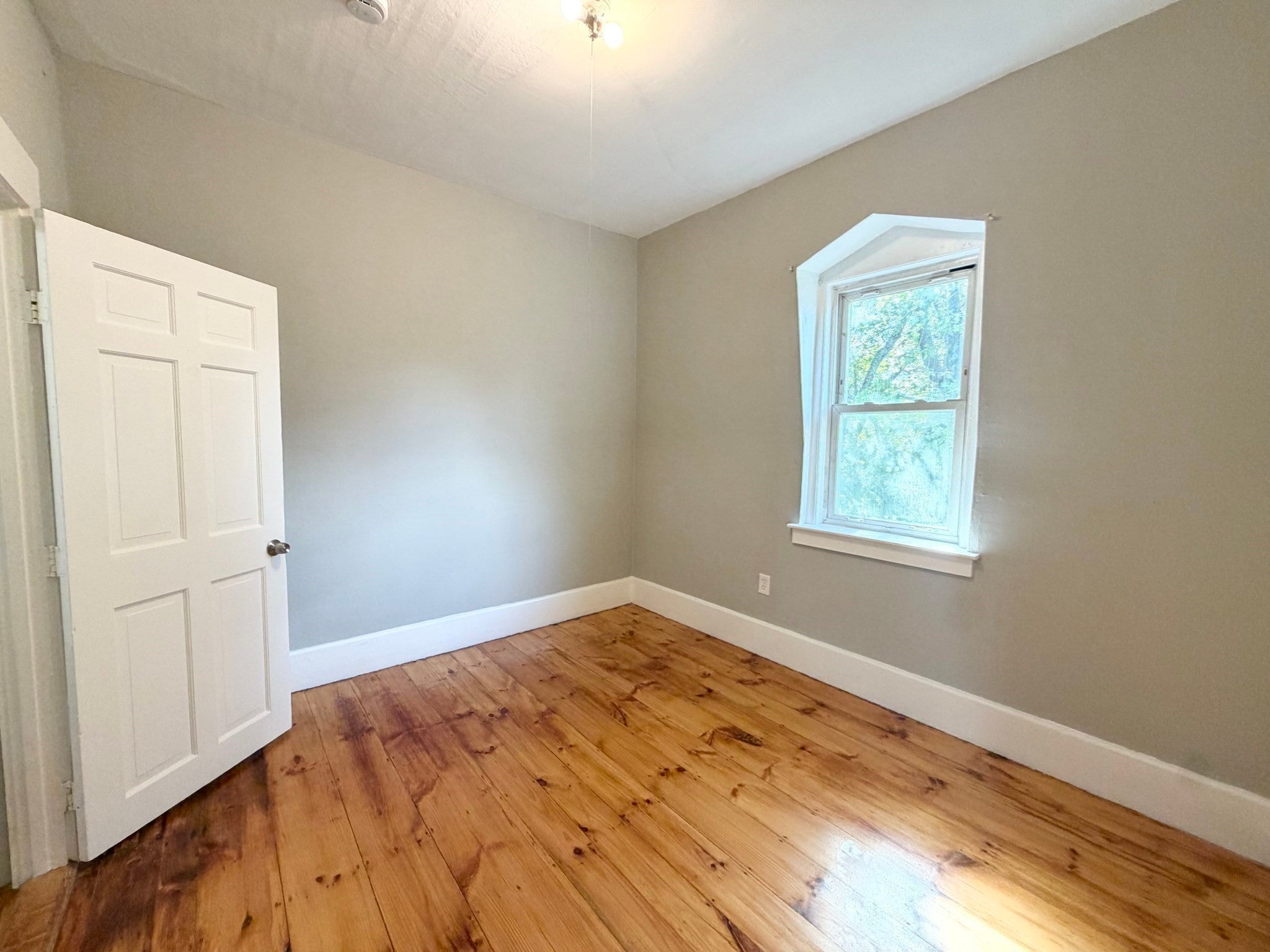 67 Congress St, Fitchburg, MA Photo #10