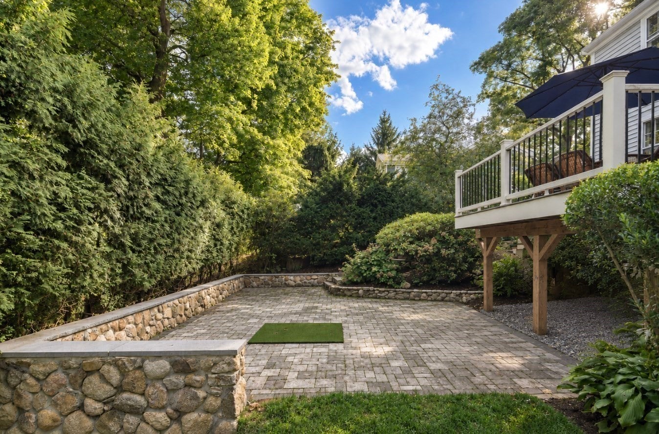 39 River Glen Rd, Wellesley, MA Photo #31