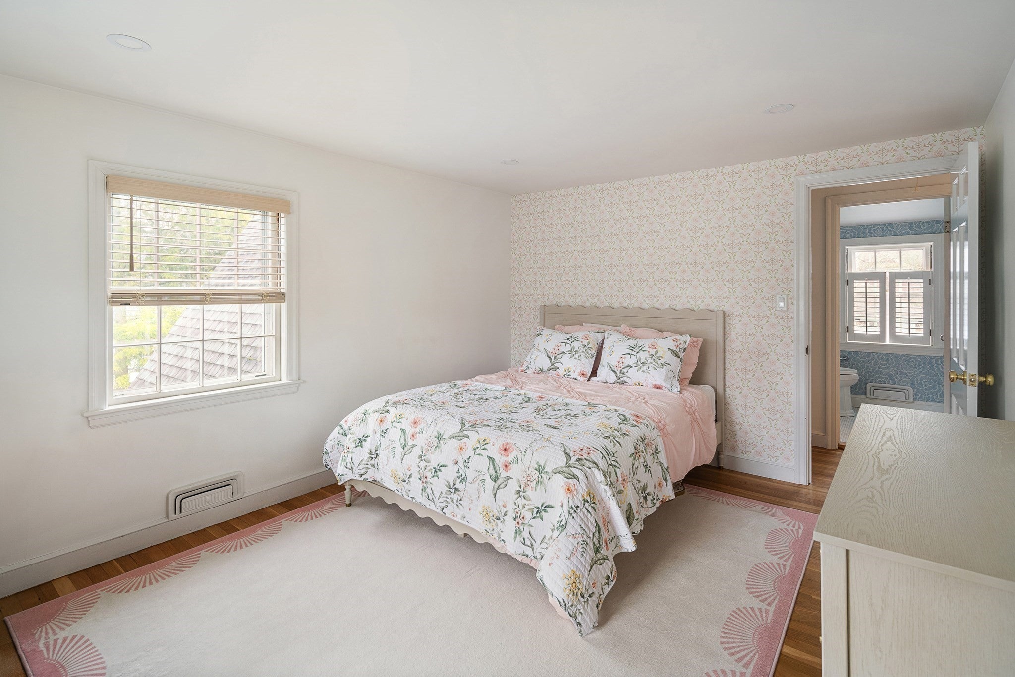 39 River Glen Rd, Wellesley, MA Photo #23