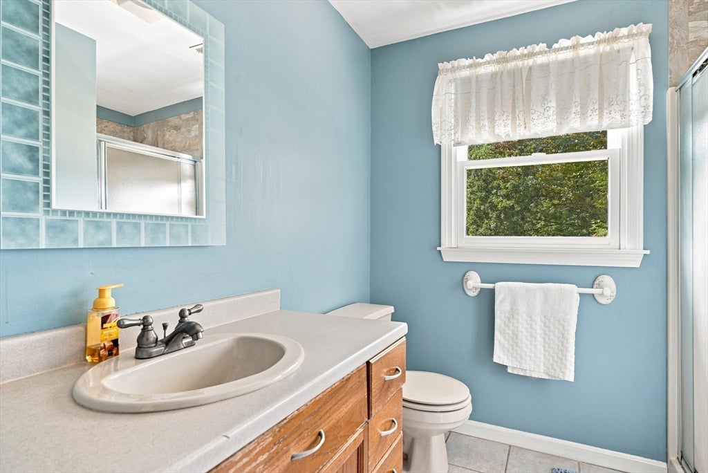 86 Pond ST, Methuen, MA Photo #17