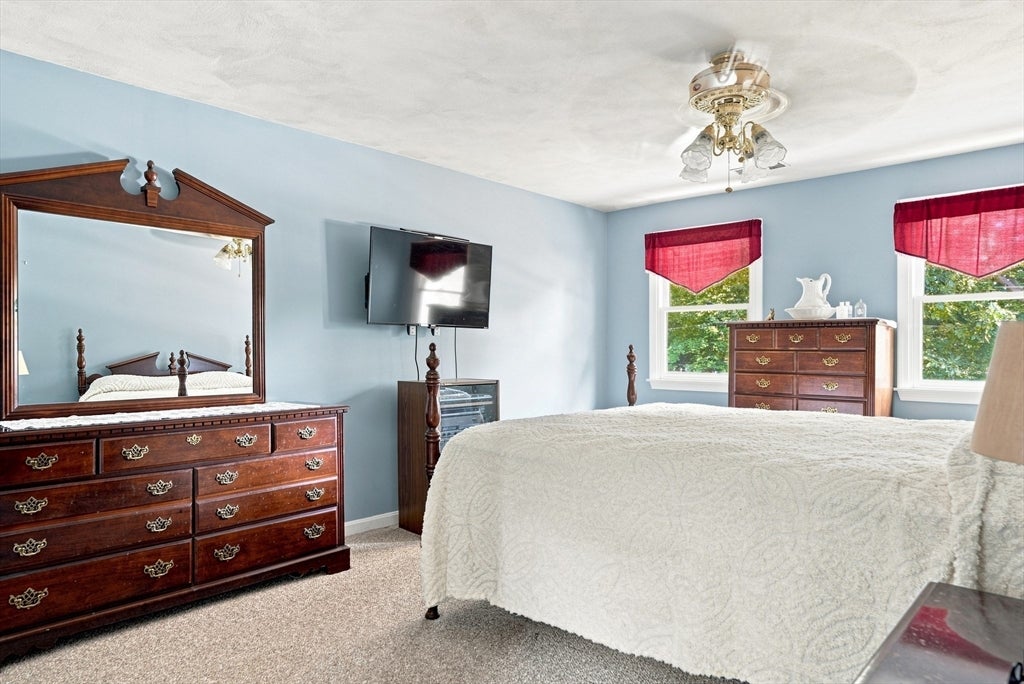 86 Pond ST, Methuen, MA Photo #14