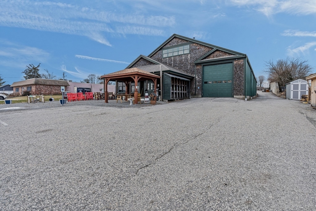 1960 East Main Street