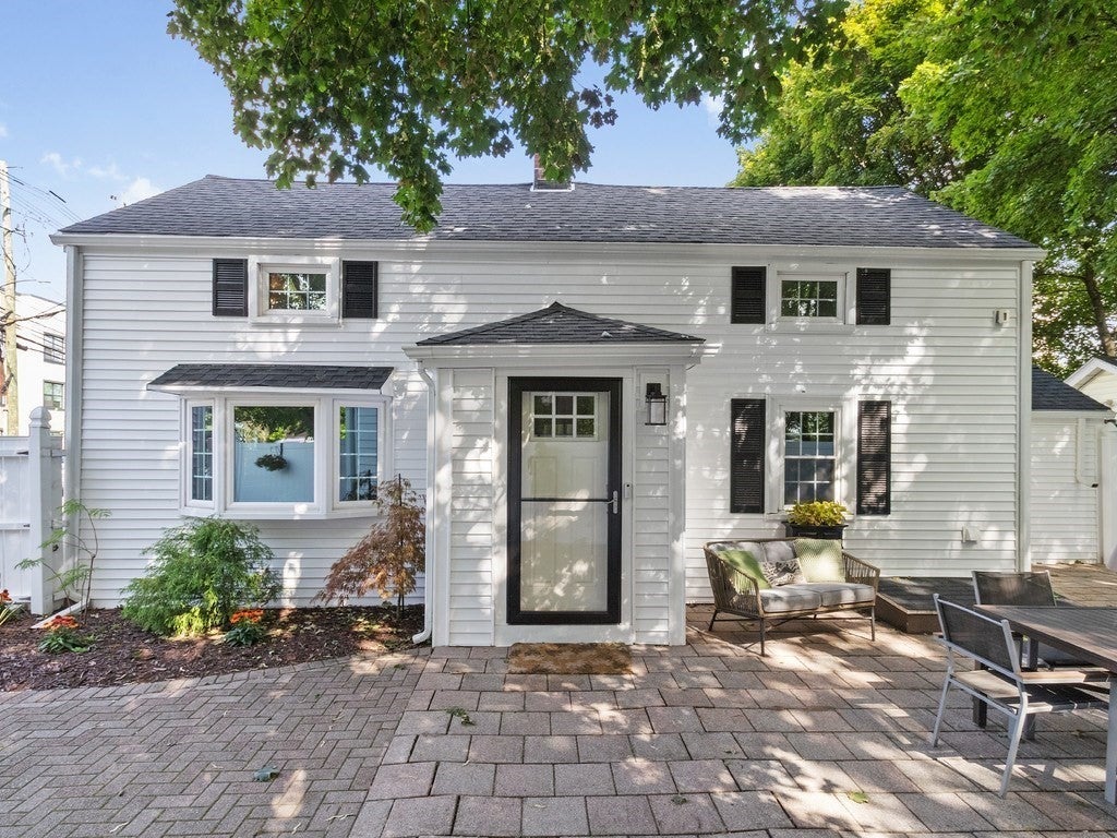 42 Newton Street