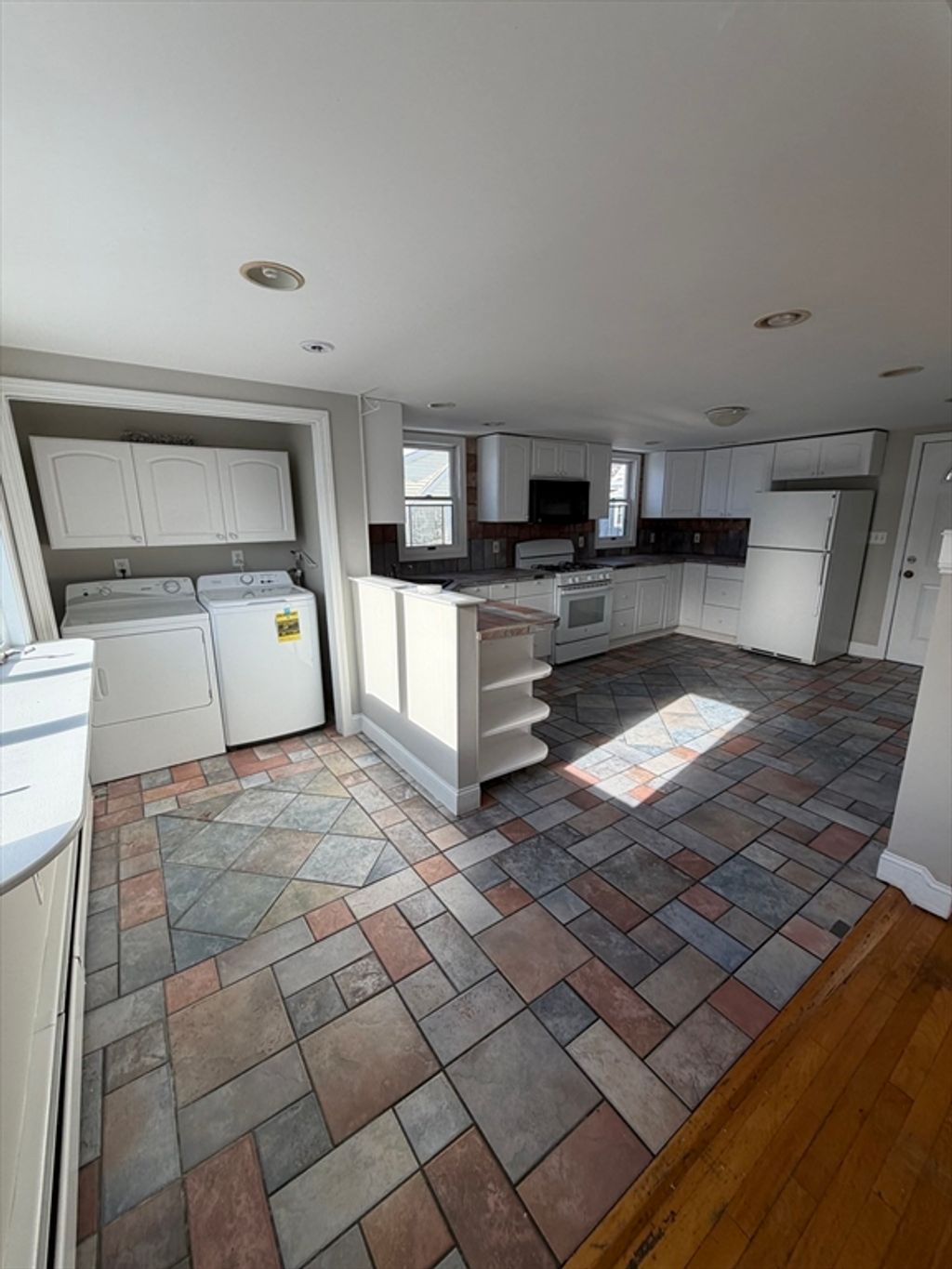 Photo of 18 Grove St #2, Lynn, MA 01905 (MLS # 73463943)