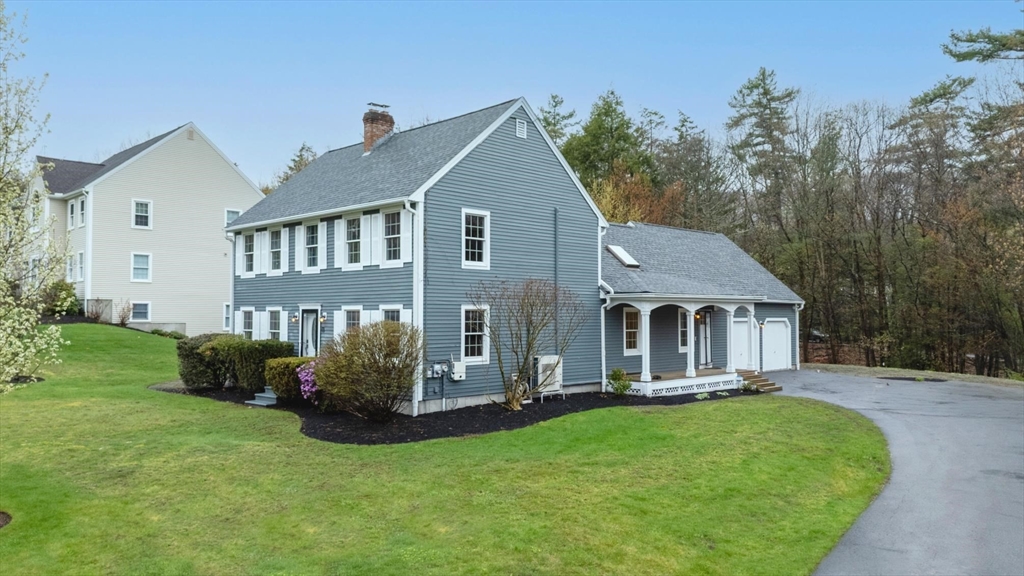 11 Revolution Dr