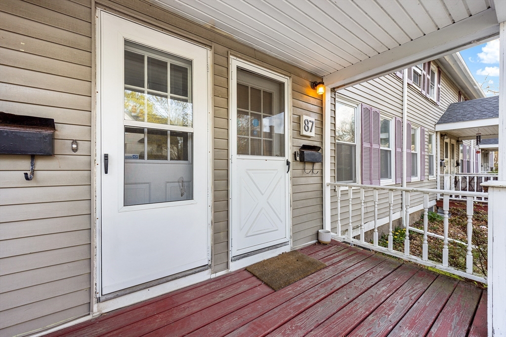 87 N Main St 87