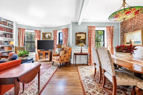 28 Worcester Sq 4 Boston MA 02118