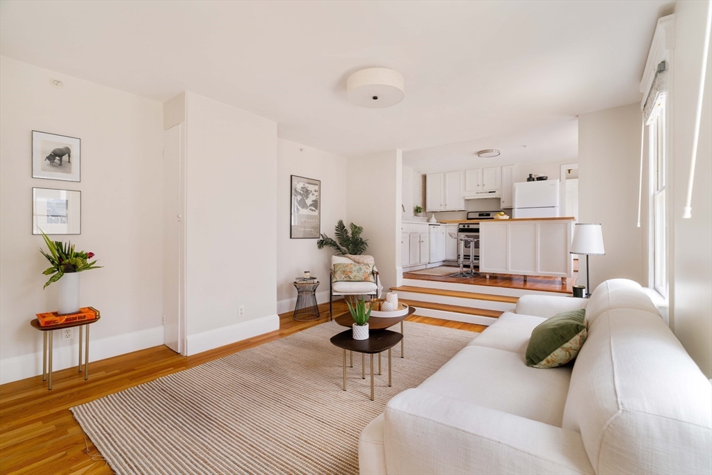62 Sacramento Street 62