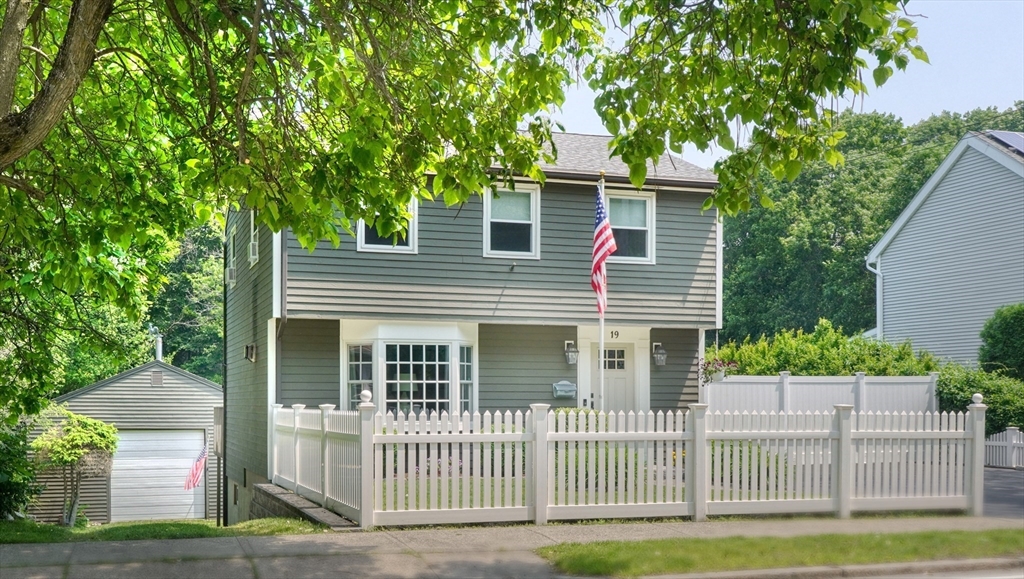19 Lebanon Street