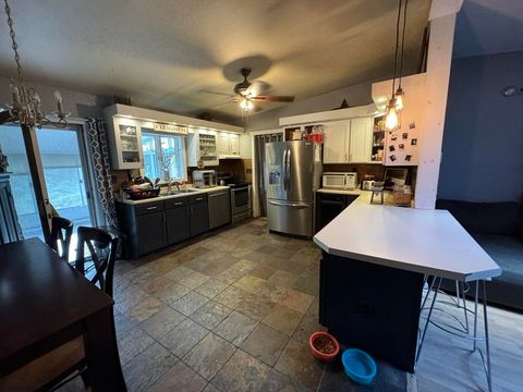 399 Main Street Oxford MA 01540