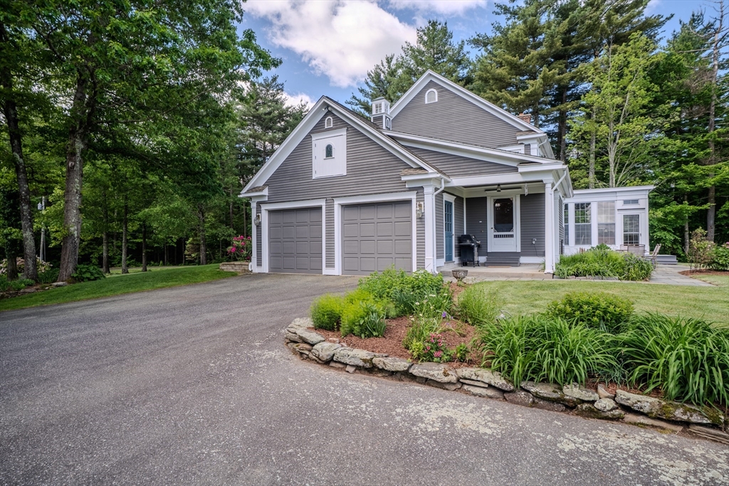 158 Barton Ave