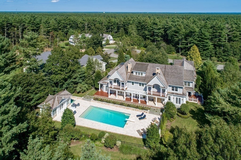 19 High Ridge Dr