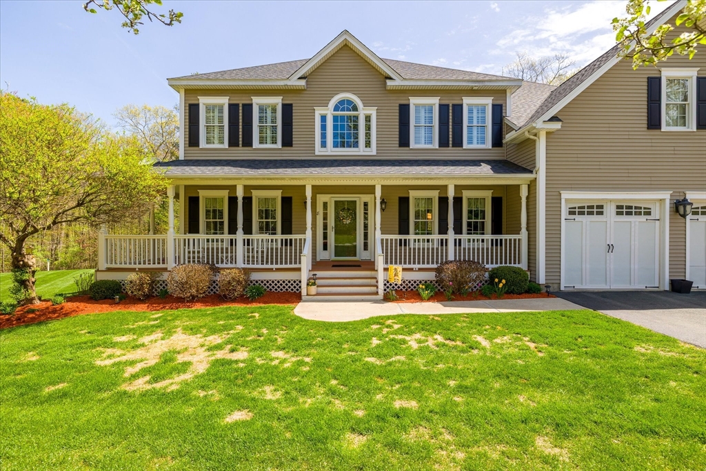 8 Willow Tree Ln