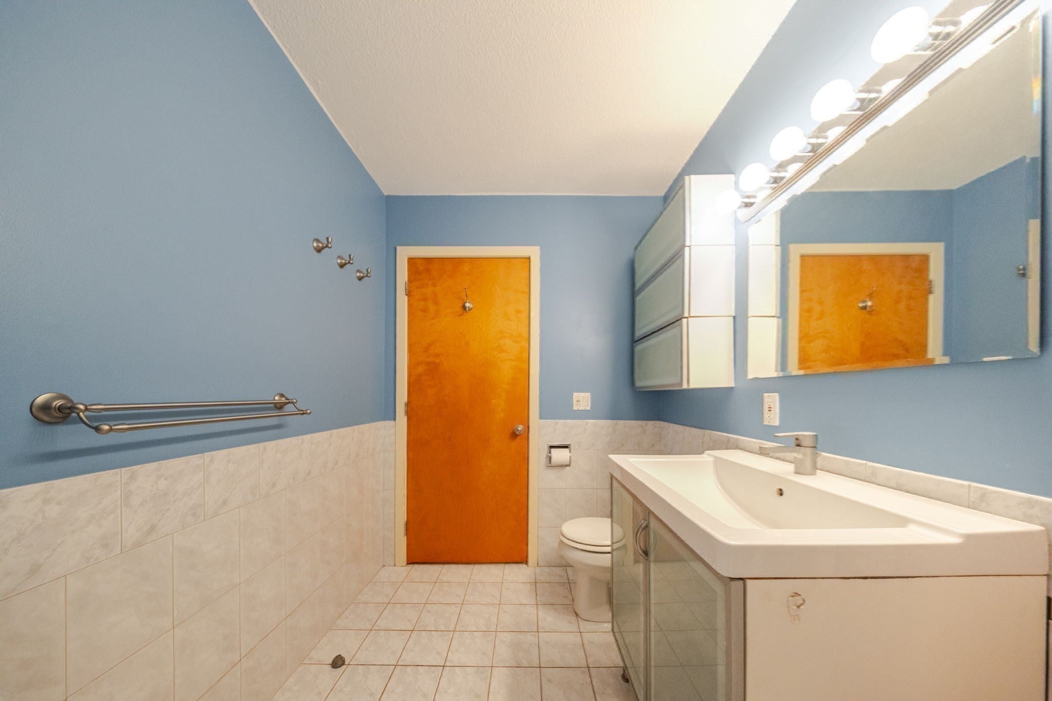351 Pleasant St #9, Northampton, MA Photo #19