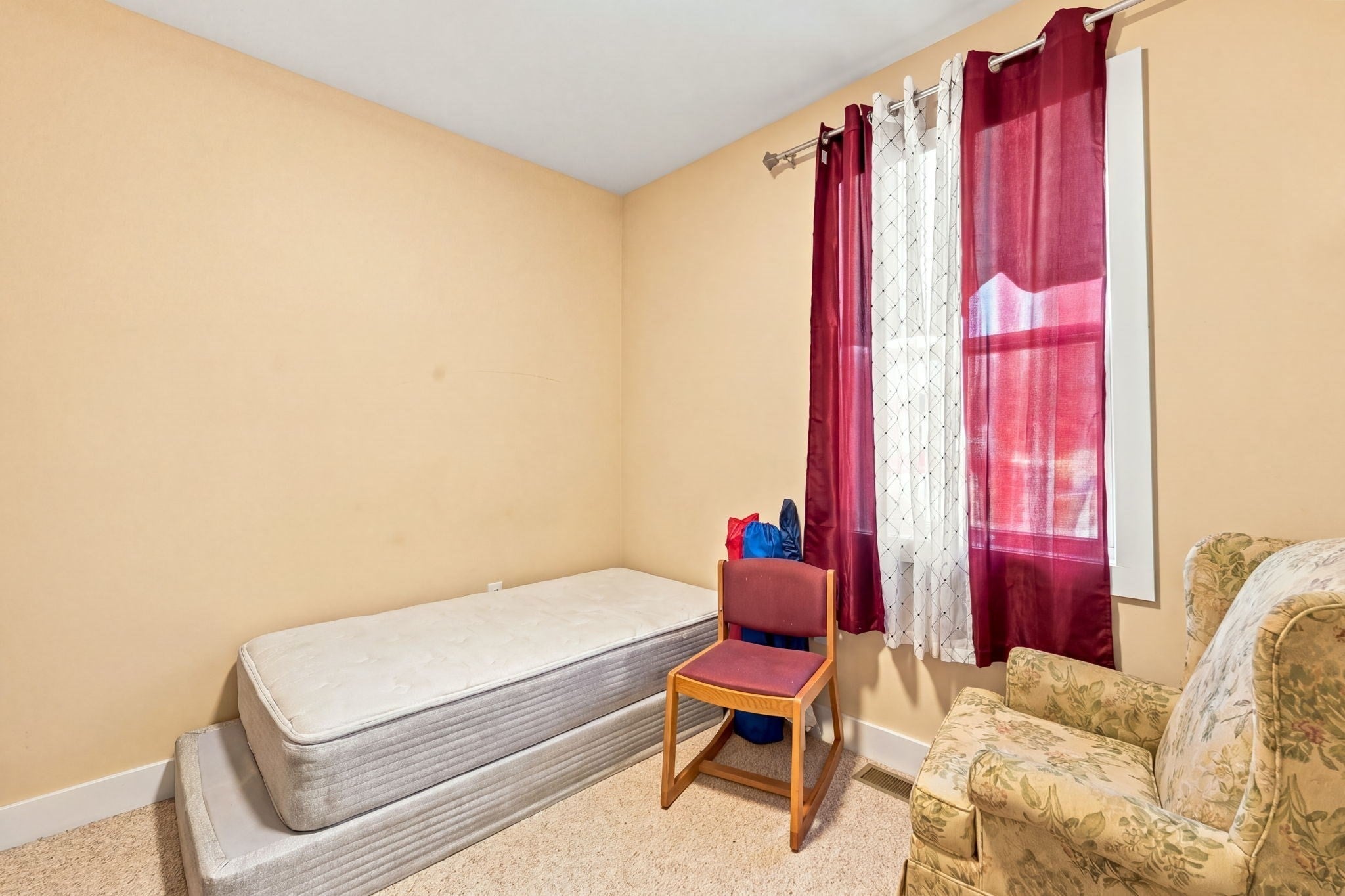 42 Summer Street, Lawrence, MA, 42 Summer Street, Lawrence, MA Photo #29