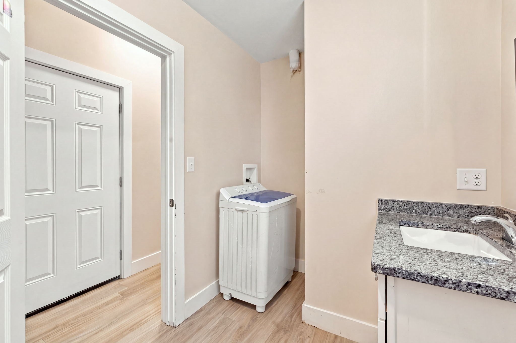 42 Summer Street, Lawrence, MA, 42 Summer Street, Lawrence, MA Photo #30