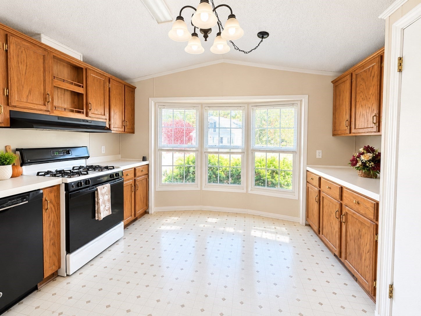 23 Chesapeake Rd