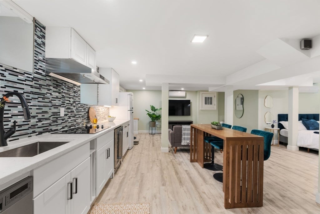 38 Fuller Street, Brookline, MA Photo #30