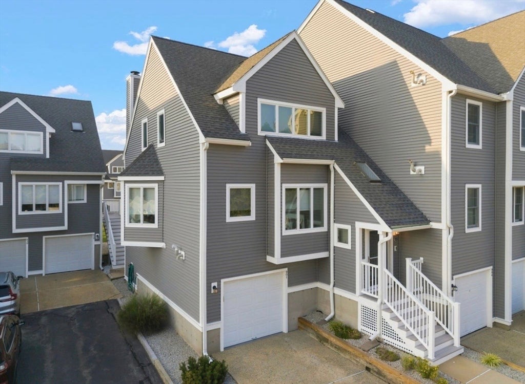 Photo of 700 Shore Dr, Fall River, MA