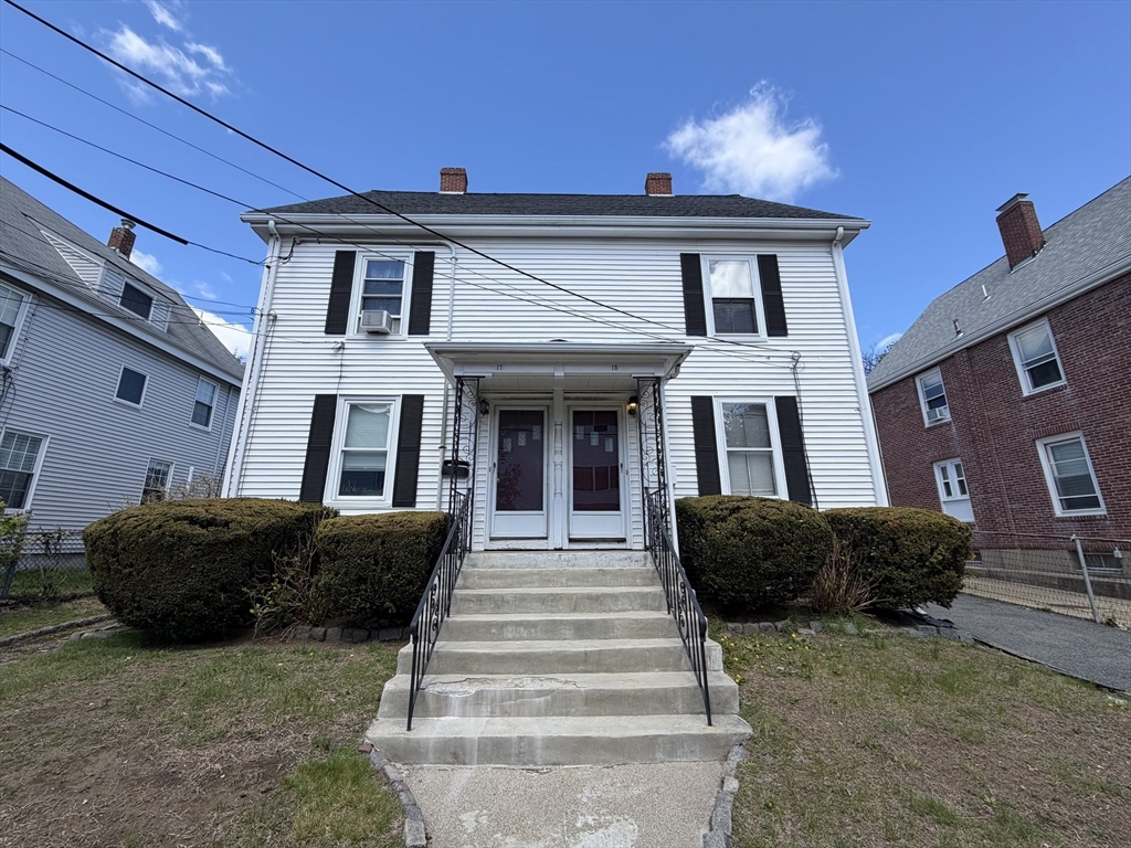 Click for 15 Clinton St #1, Newton, MA slideshow Click for 15 Clinton St #1, Newton, MA slideshow