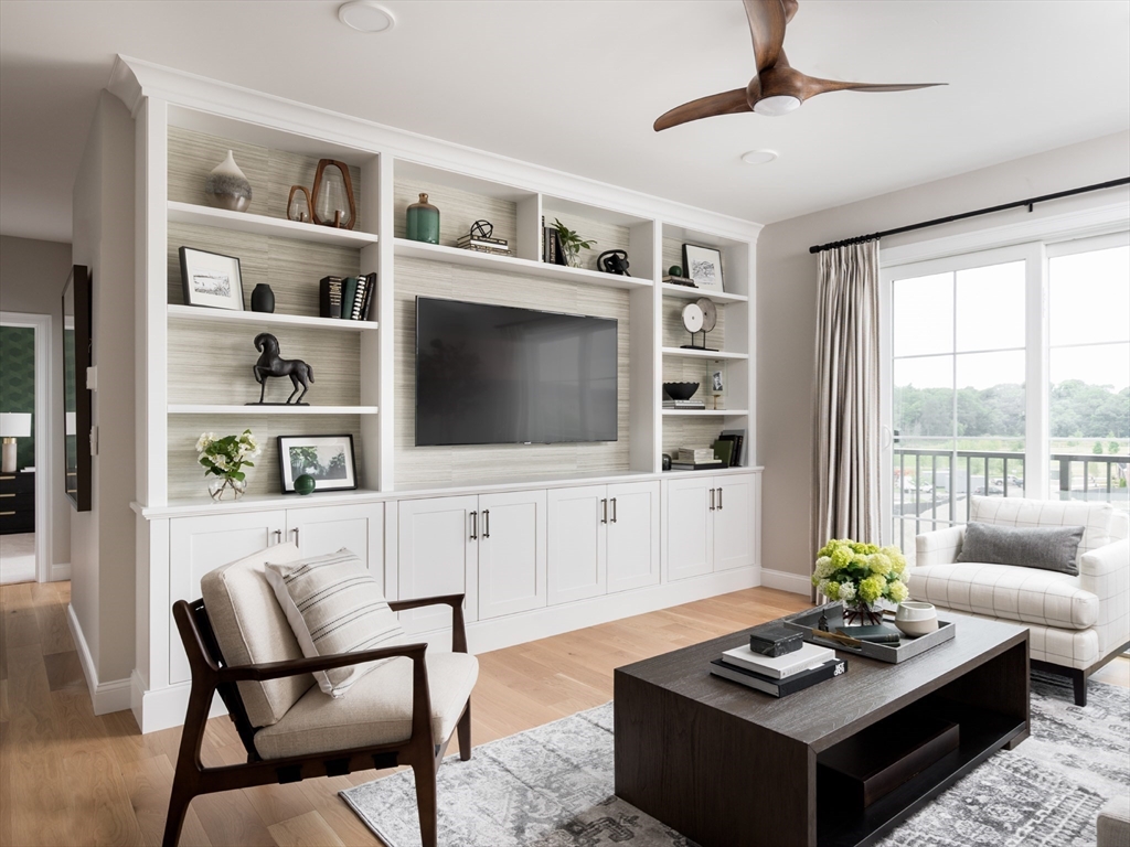 266 Monponsett Street 1105