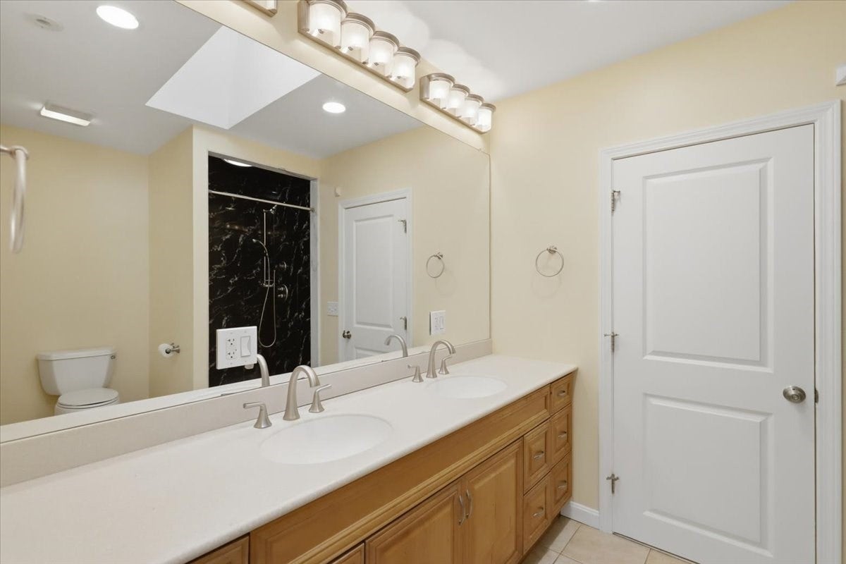 1015 Forbes St, New Bedford, MA, 1015 Forbes St, New Bedford, MA Photo #7