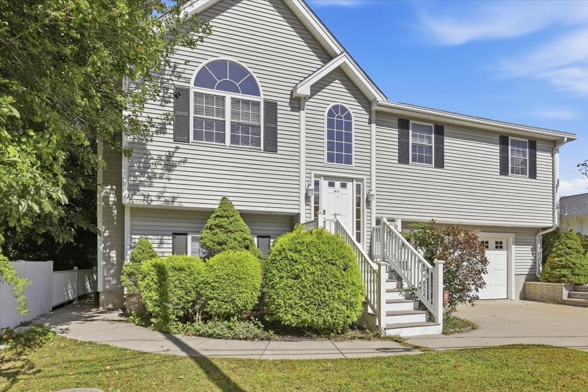 1015 Forbes St, New Bedford, MA, 1015 Forbes St, New Bedford, MA Photo #8