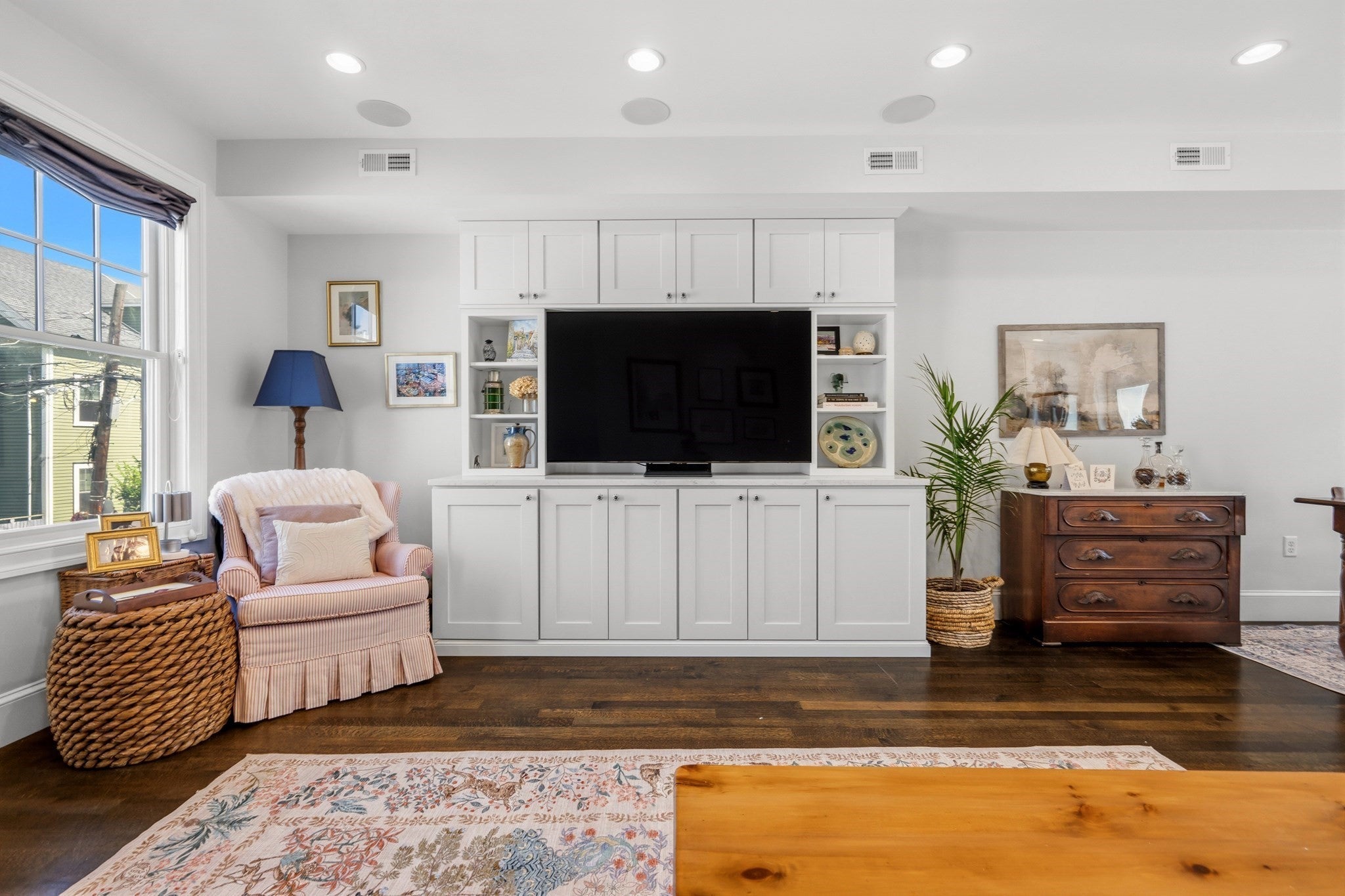 213 W 5th St #2, Boston, MA, 213 W 5th St #2, Boston, MA Photo #6