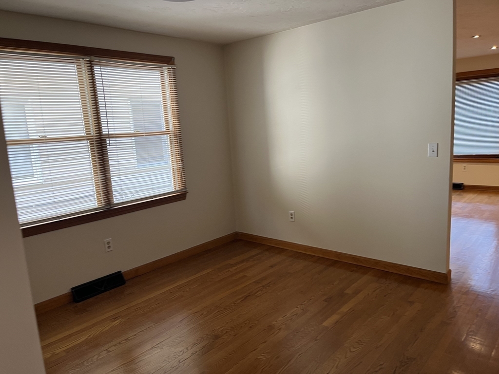 16 Reservoir Street 3