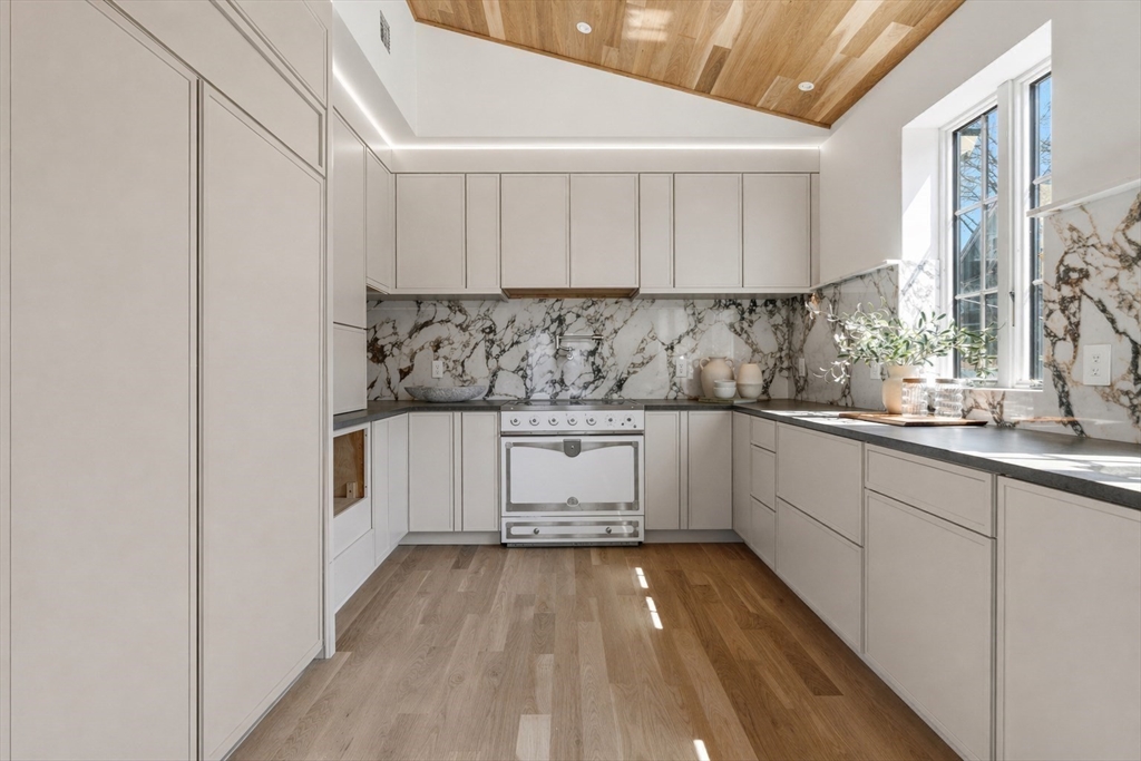 92 Sewall Ave #2C, Brookline, MA, 92 Sewall Ave #2C, Brookline, MA Photo #6