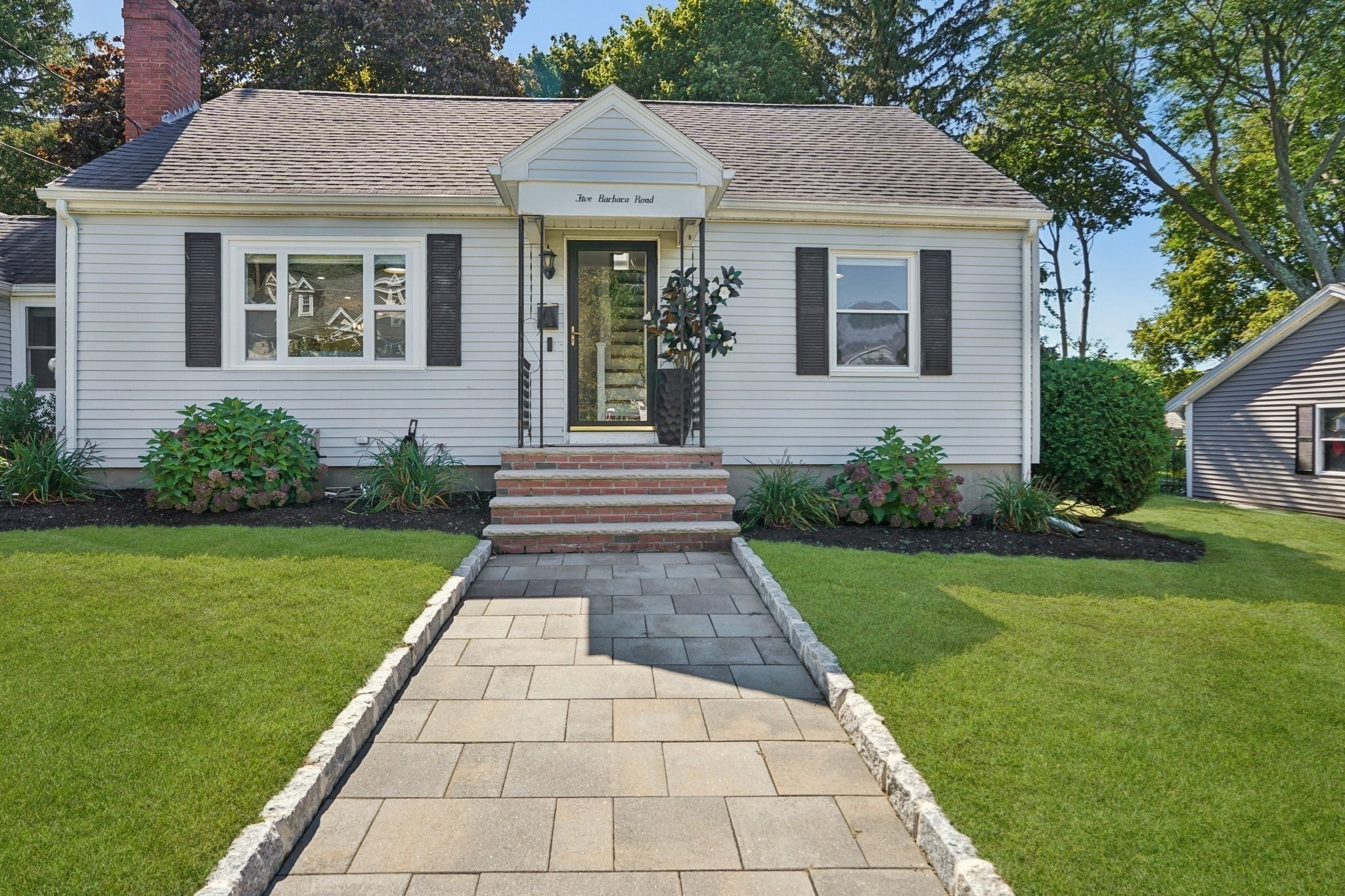 5 Barbara Road, Danvers, MA Photo #2