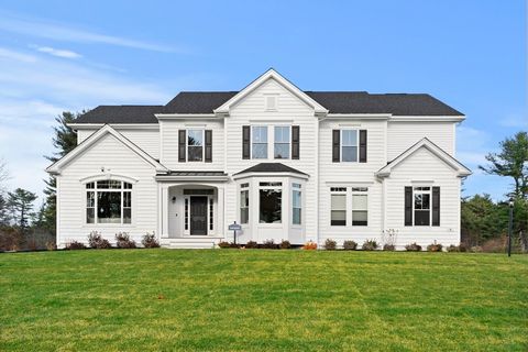 17 Lloyd Circle 36 Norton MA 02766