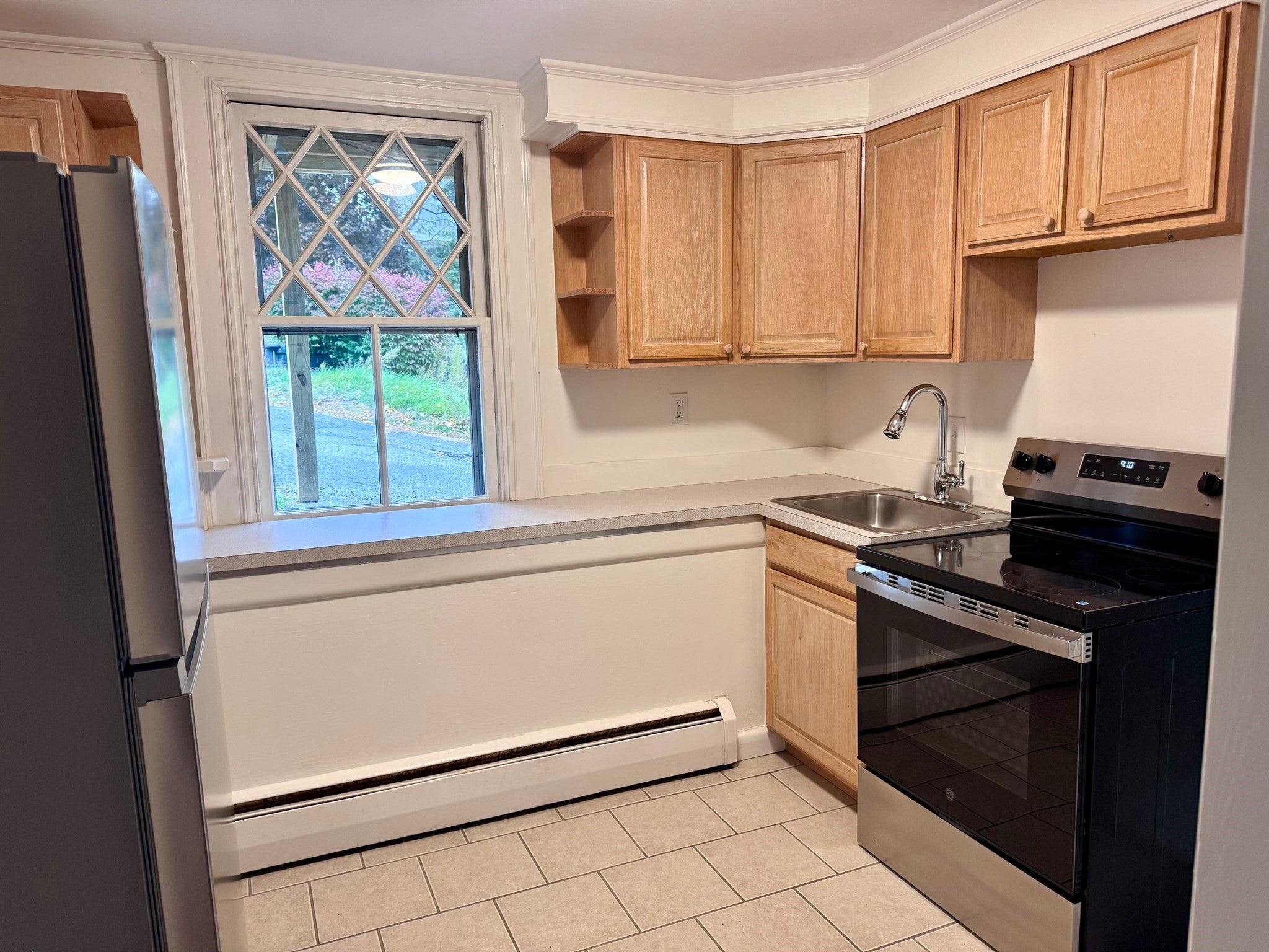 65-R Pleasant St #1, Marblehead, MA, 65-R Pleasant St #1, Marblehead, MA Photo #3