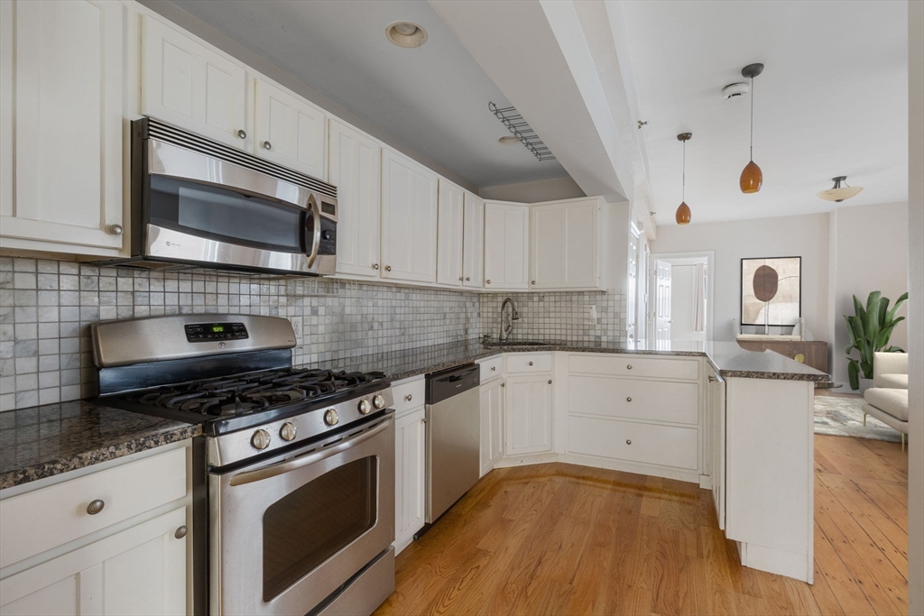 6 Porter Road #1L, Cambridge, MA Photo #9