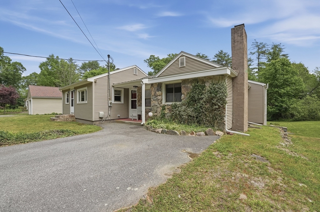 61 Flagg Swamp Rd