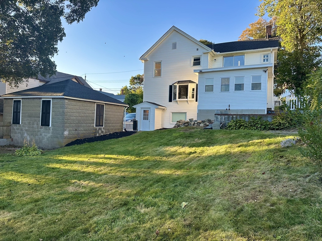 86 Rice St