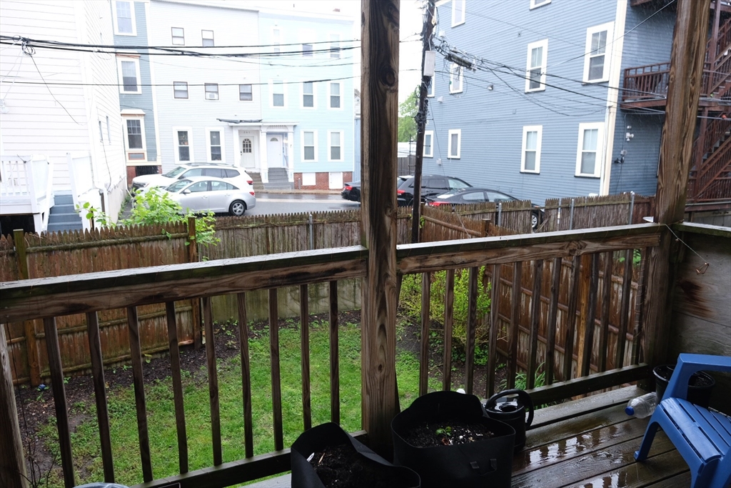 287 W 5th Street