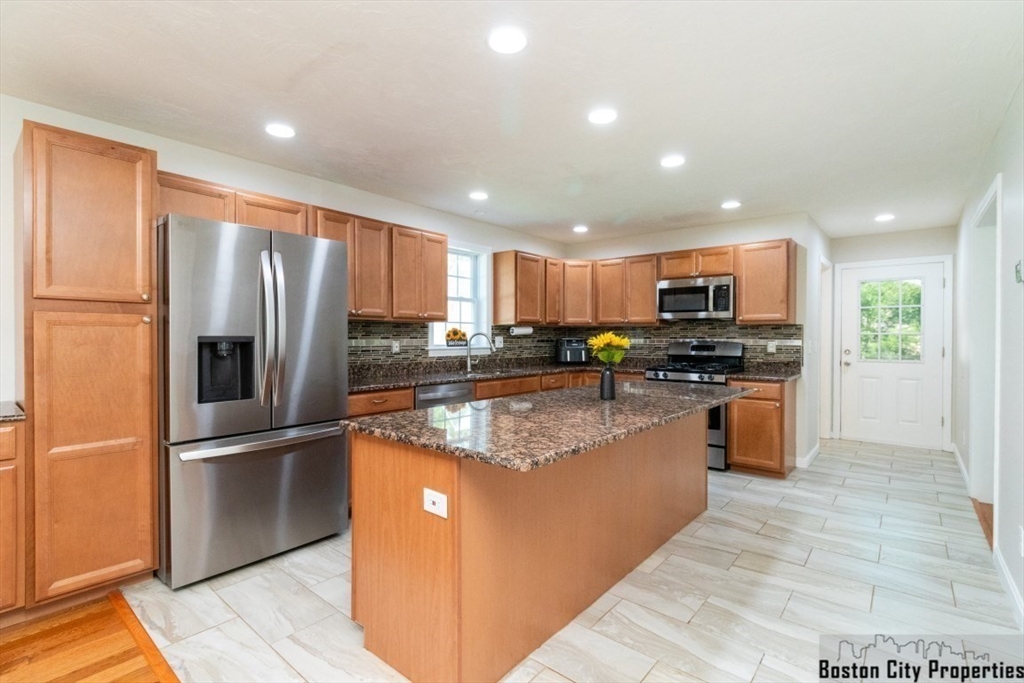 264 Charge Pond Rd