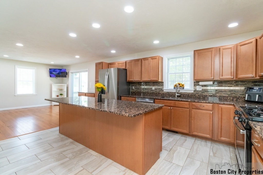 264 Charge Pond Rd