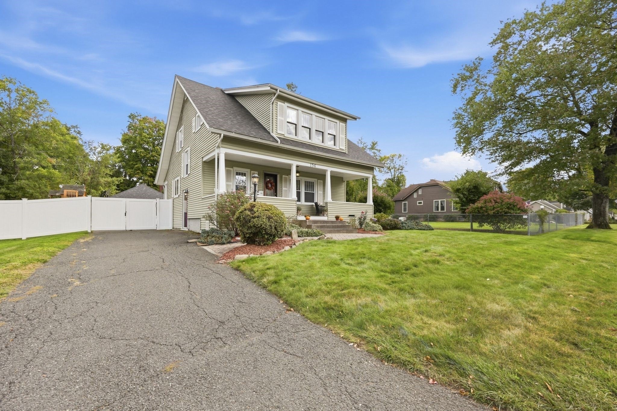 154 Ely Ave, West Springfield, MA Photo #4