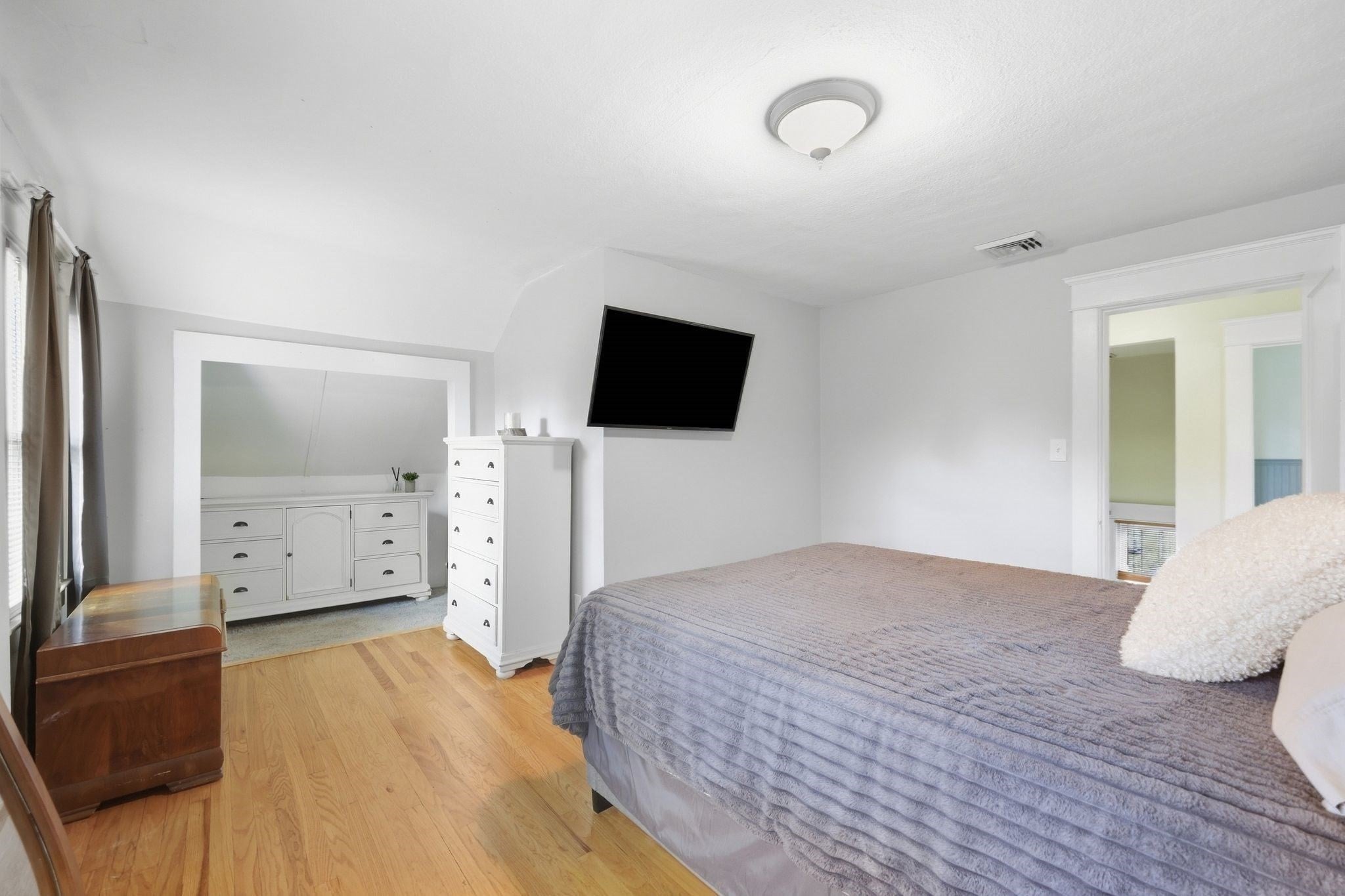 154 Ely Ave, West Springfield, MA Photo #25