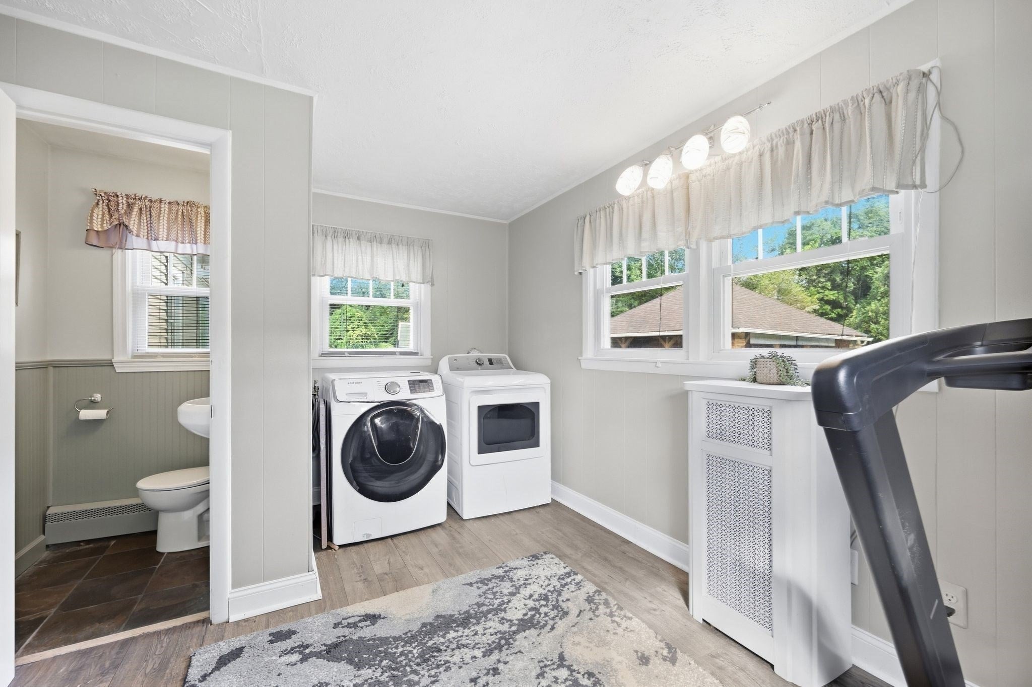 154 Ely Ave, West Springfield, MA Photo #17