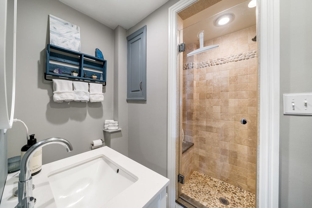 84 Prince St #5B, Boston, MA, 84 Prince St #5B, Boston, MA Photo #10