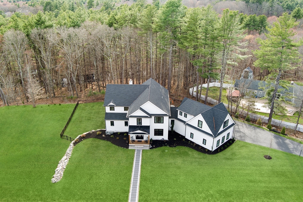 1 Frontier Ln