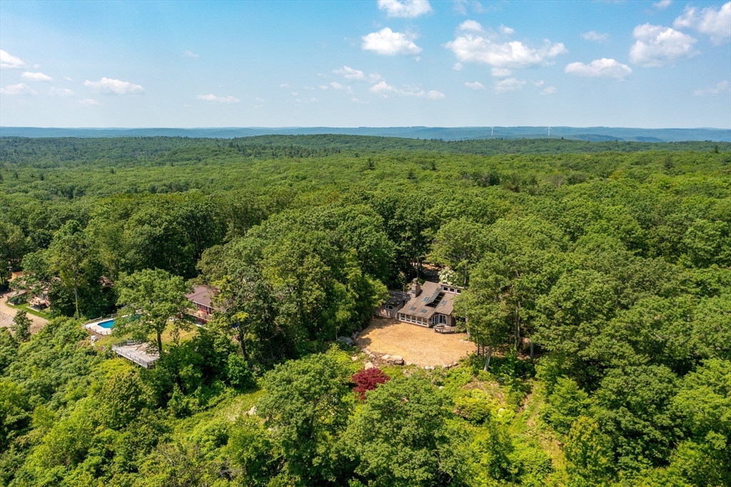 90 Pine Ridge Rd