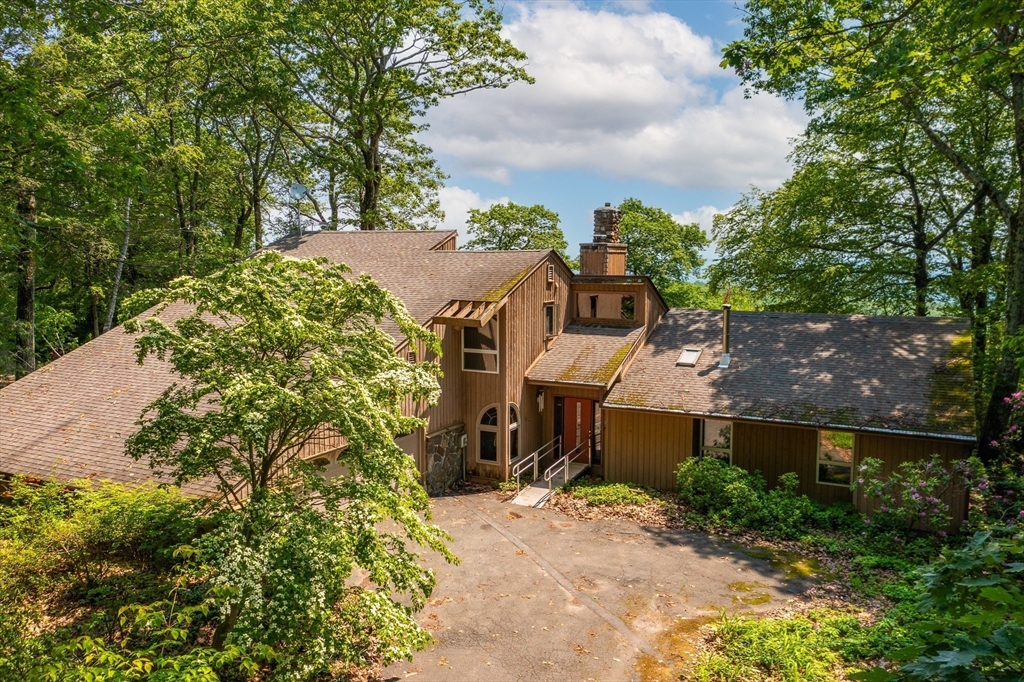 90 Pine Ridge Rd