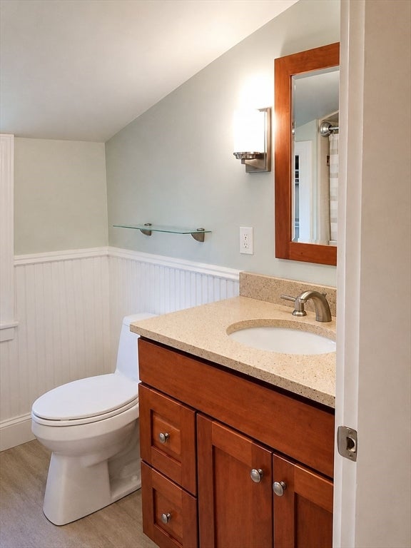 9 Guild Rd, Beverly, MA Photo #23