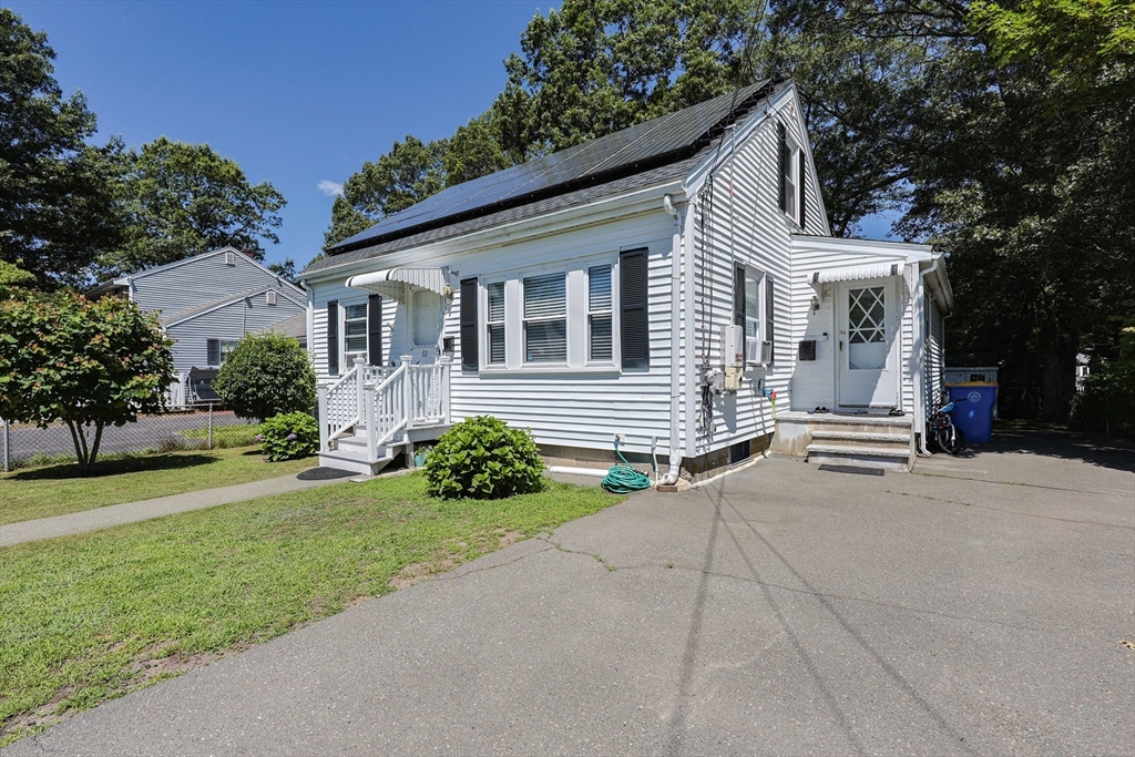 53 Edwin St