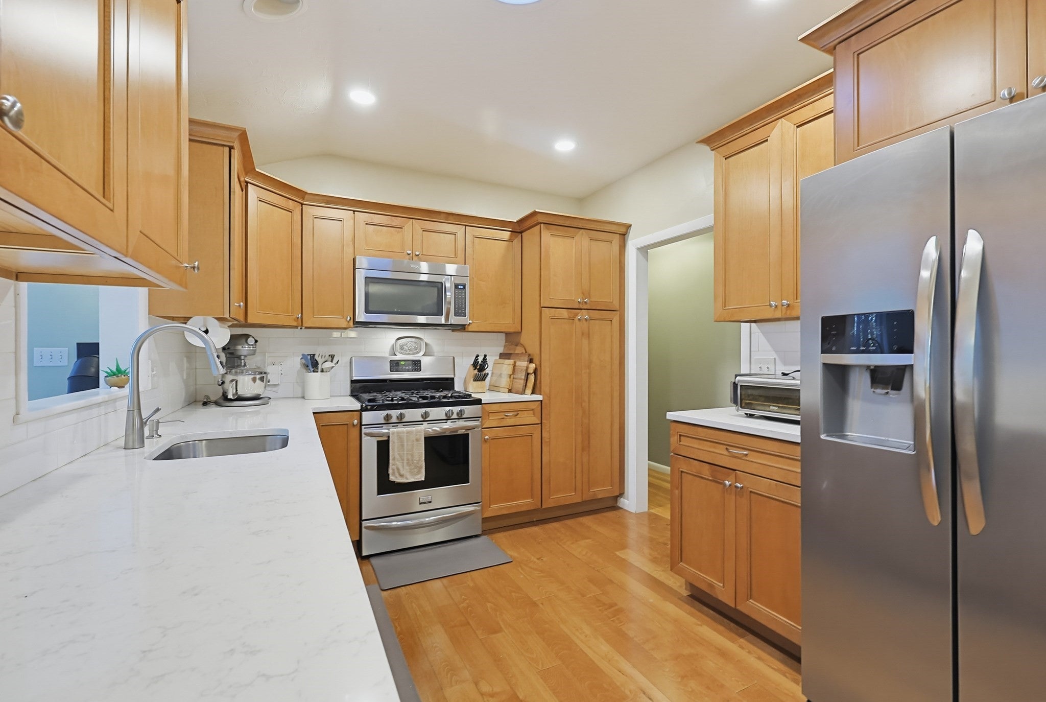 38 Ledgewood Rd, Framingham, MA, 38 Ledgewood Rd, Framingham, MA Photo #13